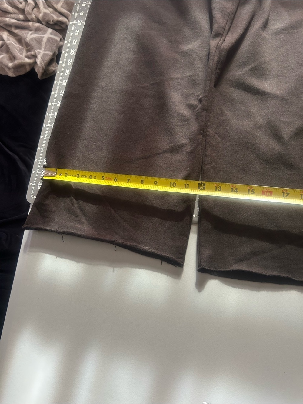 Wide-Leg Black Drawstring Sweatpants - Picture 3 of 6